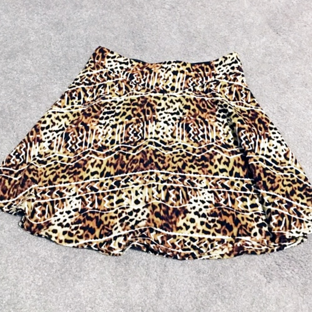 Silence + Noise Leopard Print Skirt M UO Skater